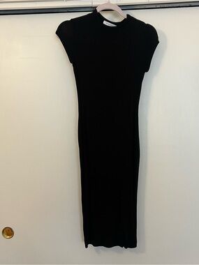 Black Bead Black Cap-Sleeve Midi Dress